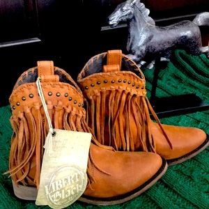 Gorgeous Liberty Black leather boots-Brand New ⭐️